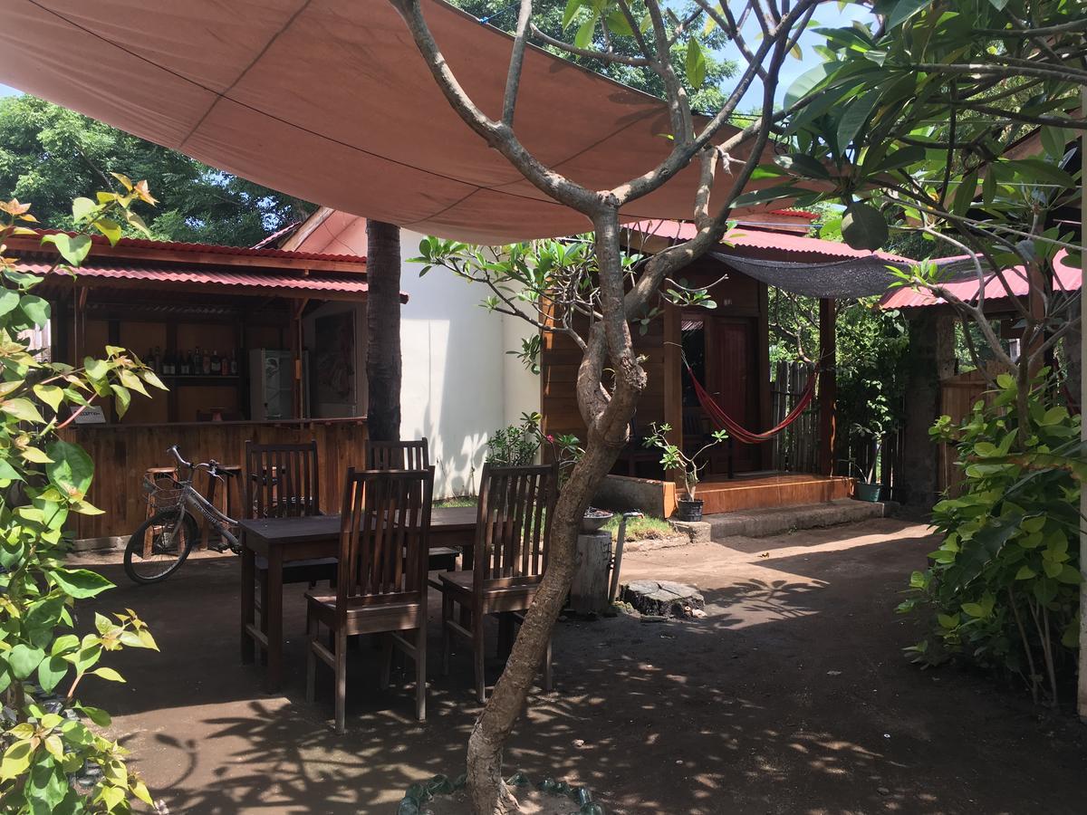 The Joe Bungalow Gili Trawangan Esterno foto